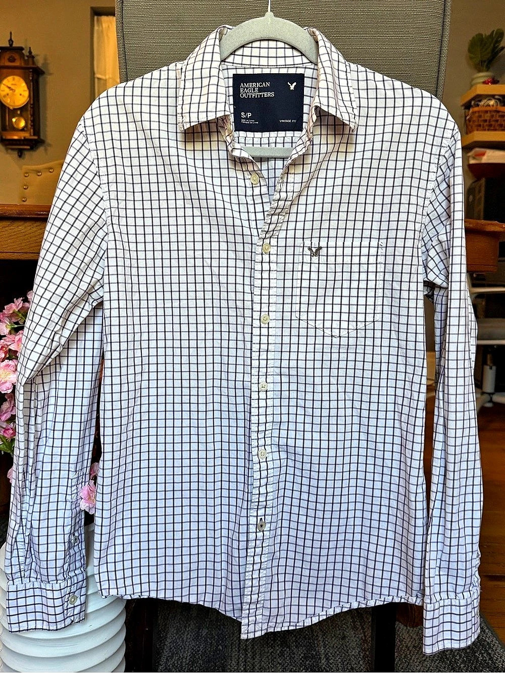 American Eagle Outfitters Men's Checkered Button Down in White & Purple Size S